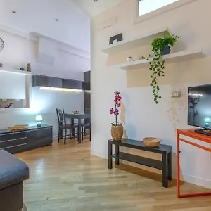 Apartamento Modern Saragozza District, Bolonia