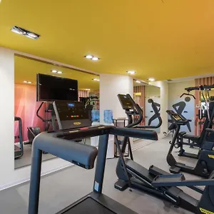 Savhotel Aemilia Hotell